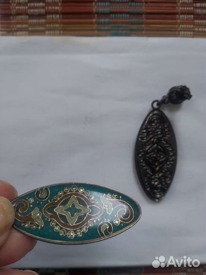 Серьги Clara Bijoux. Эмаль