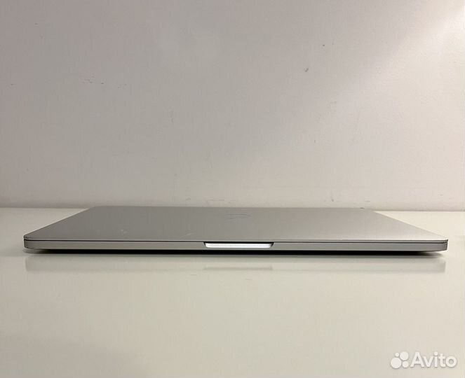 MacBook Pro 13 (2017 i5/8/512)