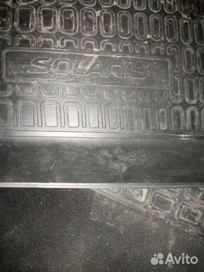 Автомобильные коврики резиновые