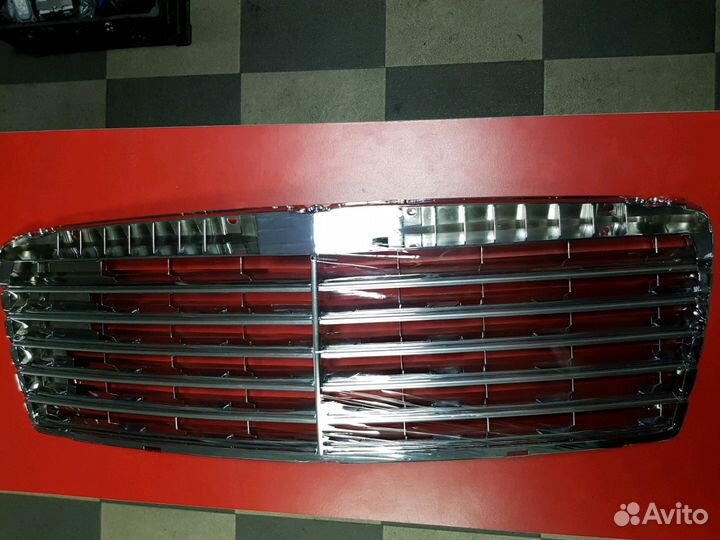 Мерседес W210, 95-99г. Решётка радиатора