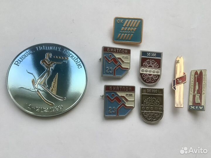 Медаль, значки биатлон