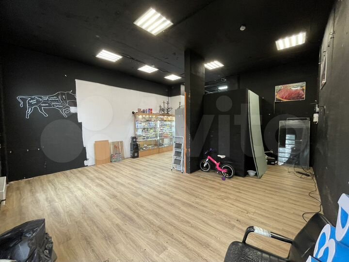 Торговая площадь, 60 м²