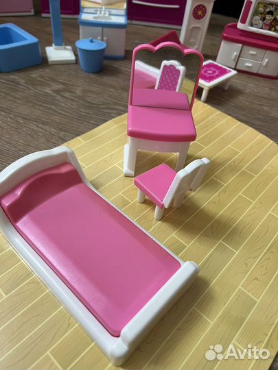 Мебель для кукольного домика