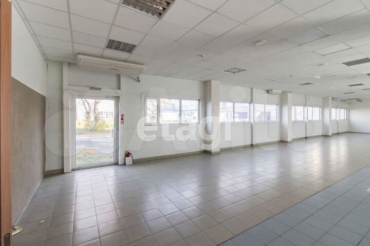 Продам торговое помещение, 1489 м²