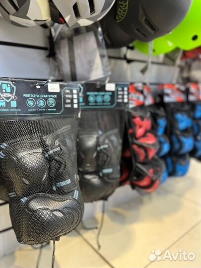 Наколенники. Налокотники