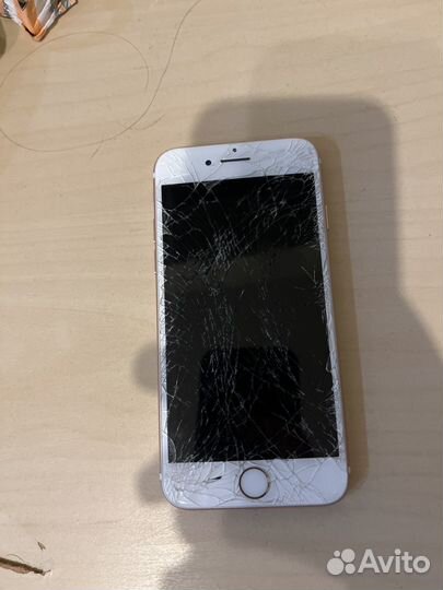 iPhone 7, 32 ГБ