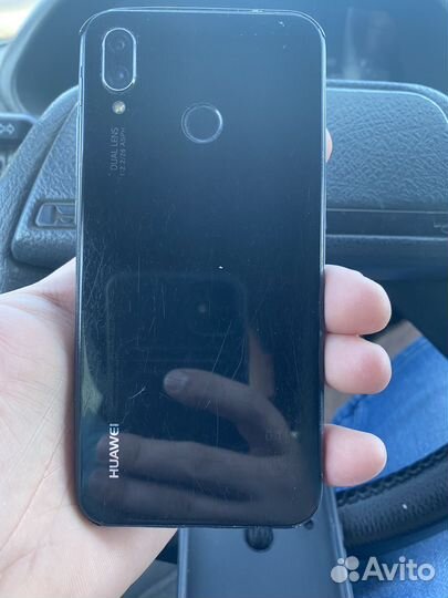 HUAWEI P20 Lite, 4/64 ГБ