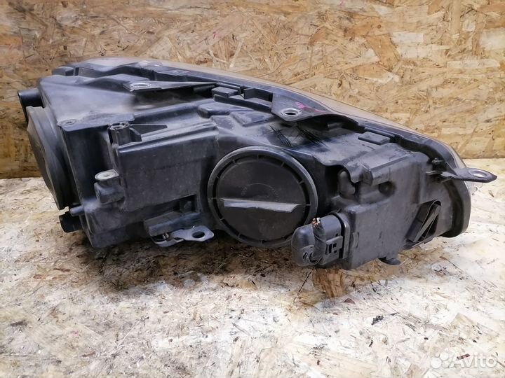 Комплект фар Volkswagen Golf 6 ксенон