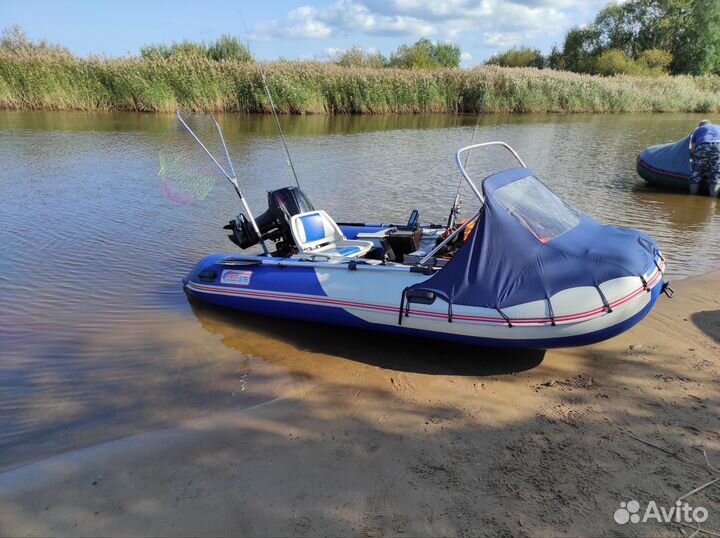 Продам лодку с мотором