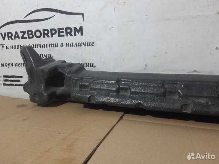 Наполнитель бампера передний Hyundai Tucson