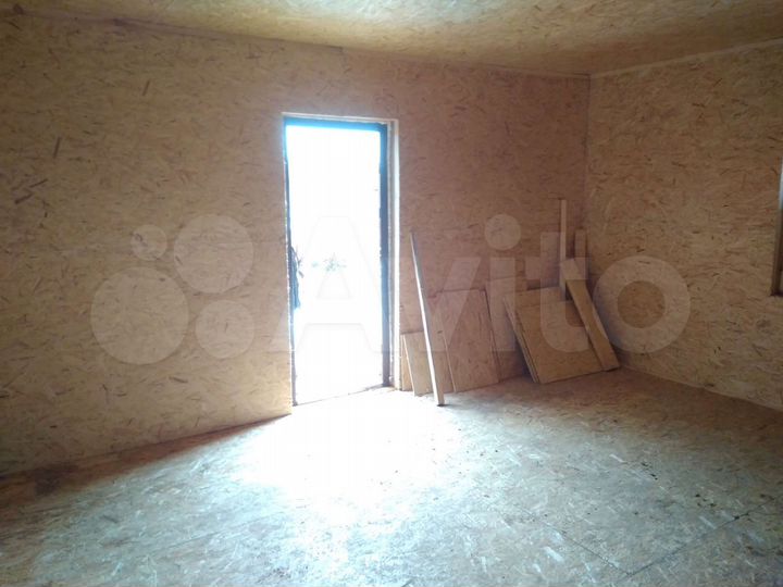 Дом 24 м² на участке 25 сот.