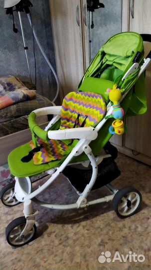 Прогулочная коляска