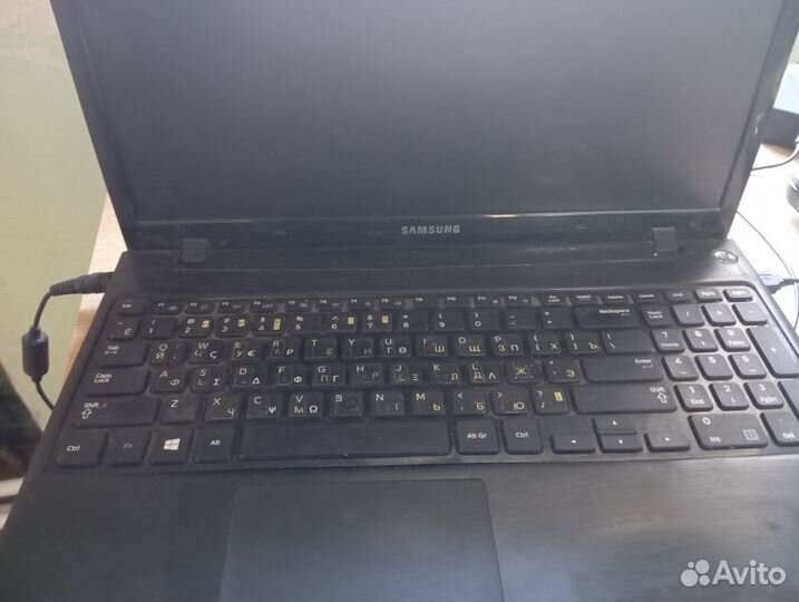 Ноутбук samsung