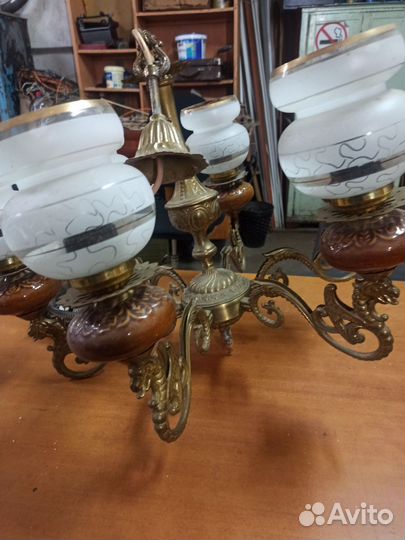 Люстра потолочная