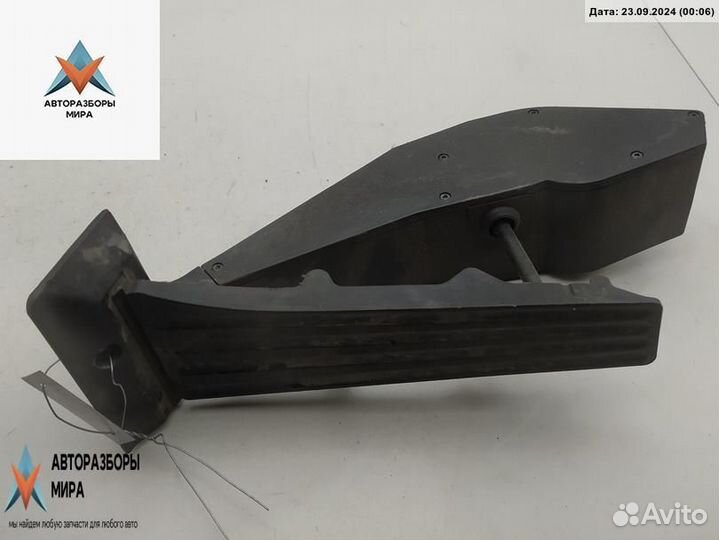 Педаль BMW 5 E60/E61 2003 35406766931