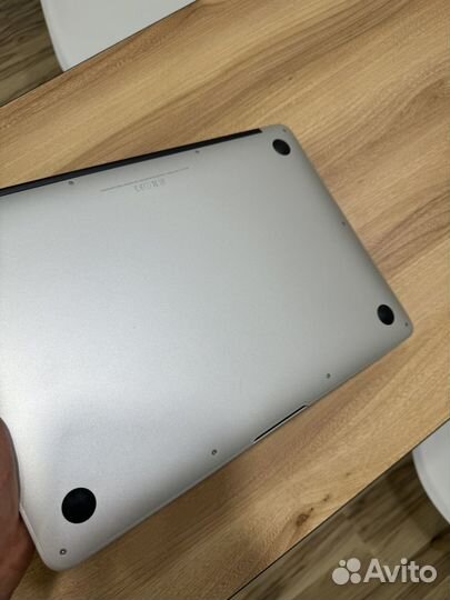 Apple MacBook air (13 inch,2017)