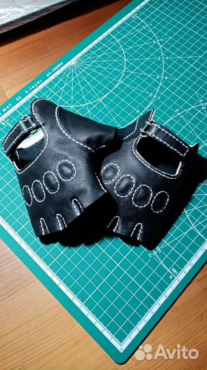 Кожаные перчатки ручной работы