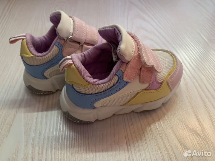 Кроссовки tombi 21