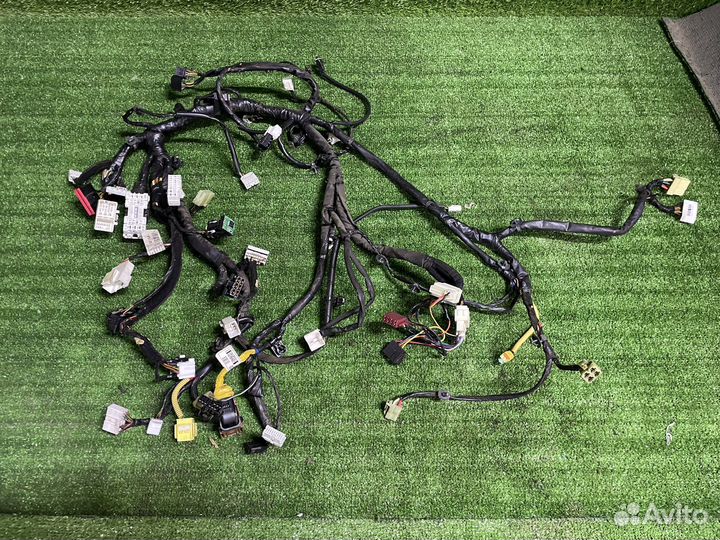 Проводка под торпедо Hyundai solaris 1