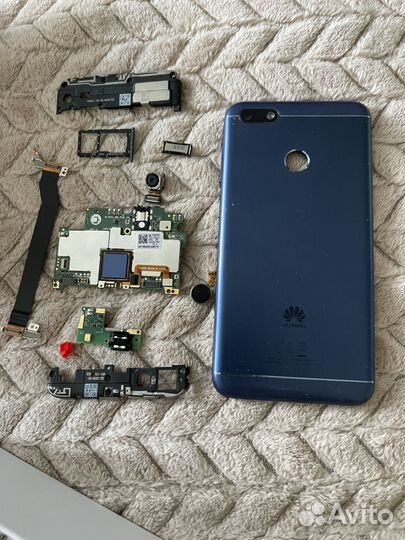 HUAWEI Nova Lite 2017, 2/16 ГБ