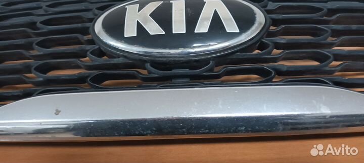 Решётка радиатора на Киа Соренто 2 рестайлинг