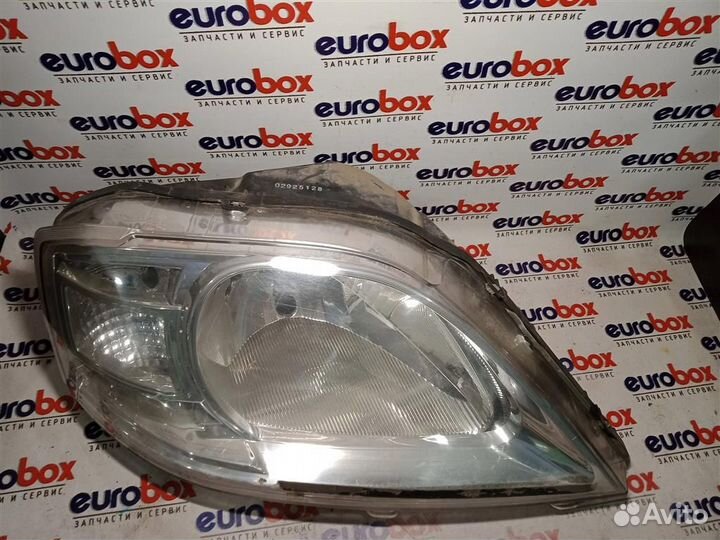 Фара правая Renault Logan 2005