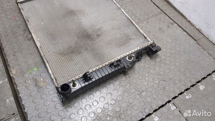 Радиатор охлаждения двигателя Mercedes R W251 2005, 2009