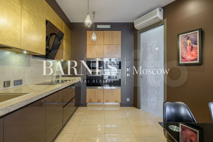 6-к. квартира, 235 м², 4/5 эт.