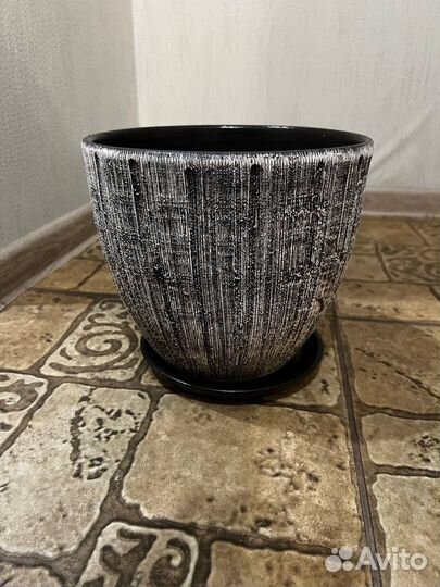 Цветочный горшок