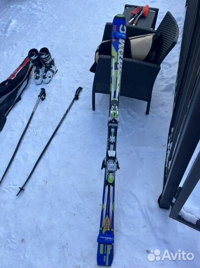 Лыжи Atomic б/у с ботинками