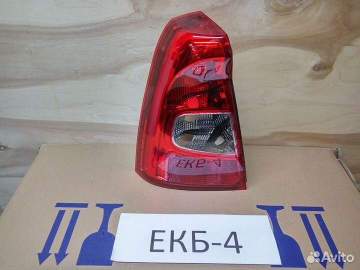 Фонарь левый Renault Logan 1 2004-2014