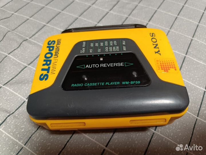 Кассетный плеер sony walkman wm-bf59