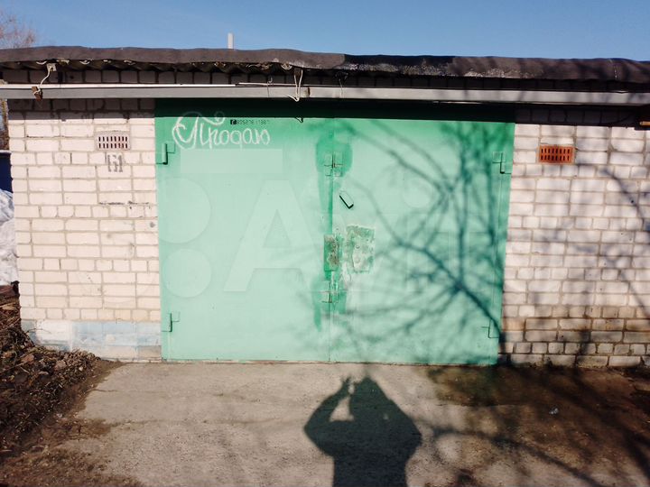 Гараж, > 30 м²