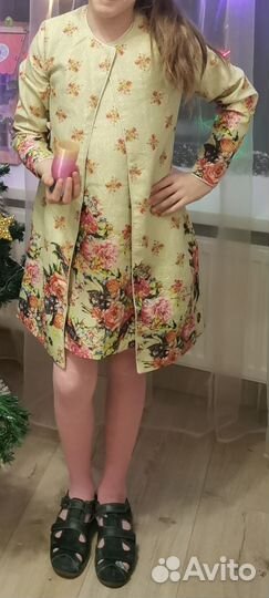 Золотистый комплект праздник 140-146 платье, жакет