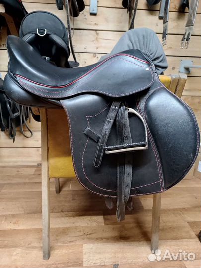 Конкурное седло