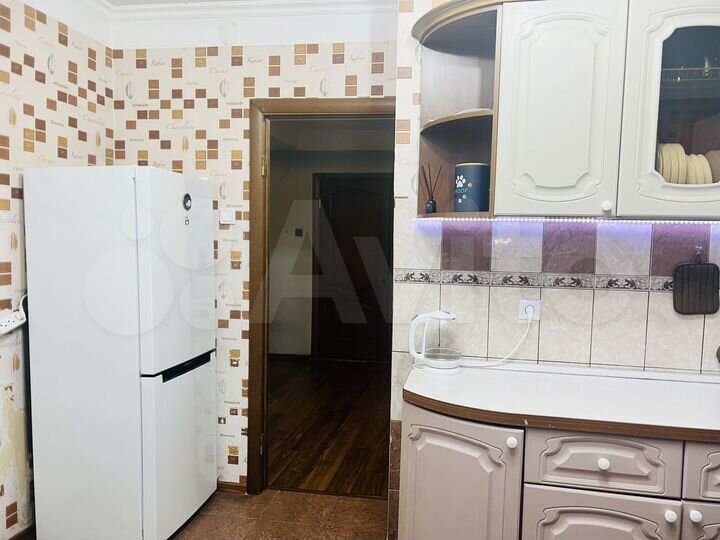 2-к. квартира, 67 м², 3/10 эт.