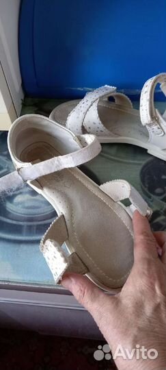 Босоножки для девочки 34
