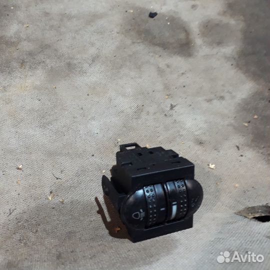 Кнопка подсветки и корректор Фольксваген пассатб5