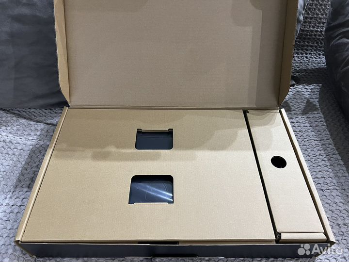 Новый ноутбук MSI i7 13620H/RTX 4070/16GB DDR5