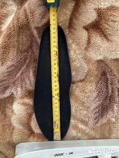 Коньки для хоккея с мячом