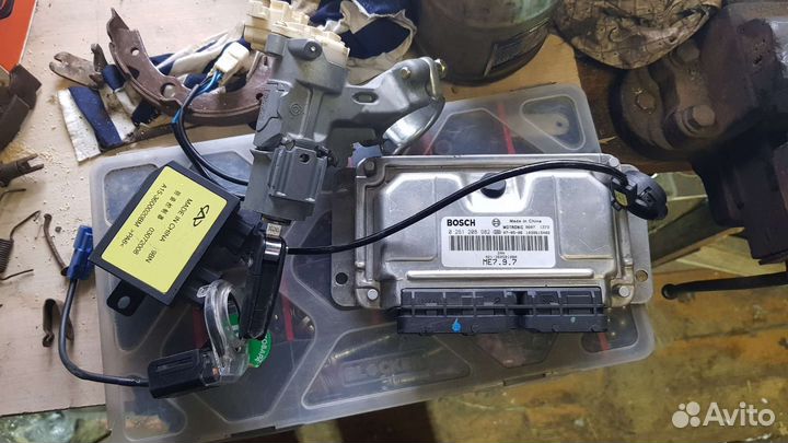 Блок управления 2.0 16v sqr484f, A213605010BA