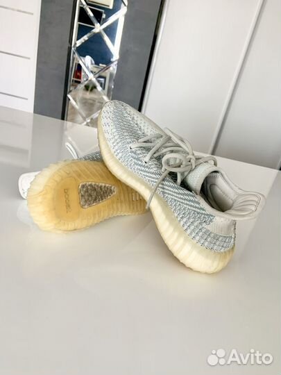 Кроссовки adidas yeezy boost