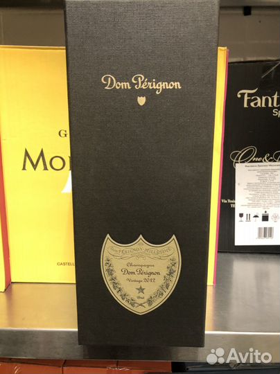 Коробка от Dom Perignon 2012
