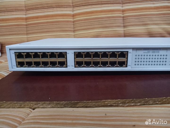 Коммутатор 24 портов