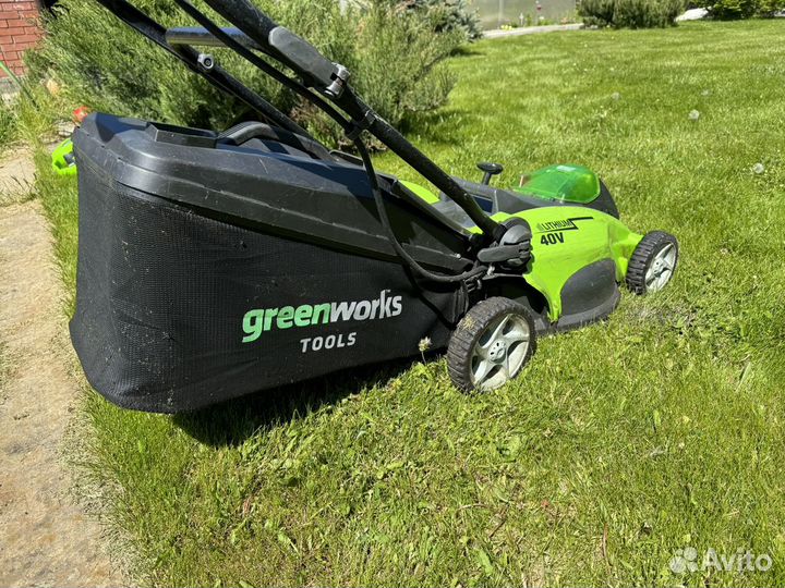 Газонокосилка greenworks 40v с АКБ и зу