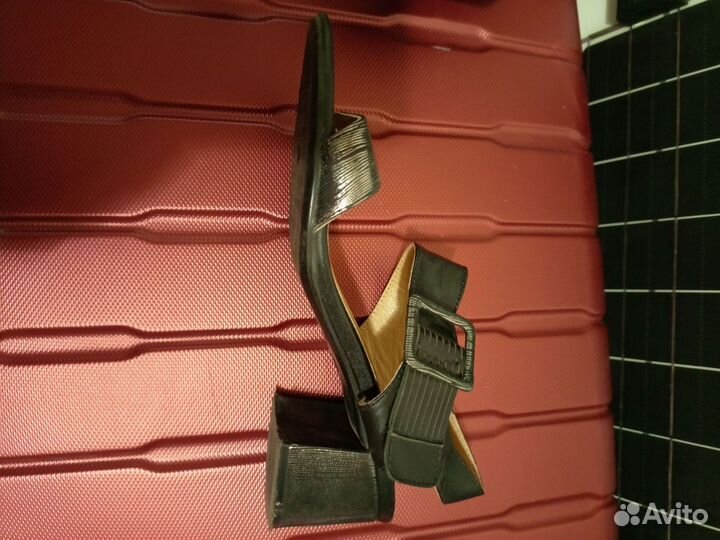 Босоножки женские 38 размер черные