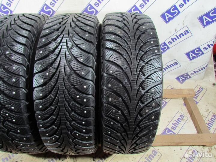 Sava Eskimo Stud 215/65 R16 97P