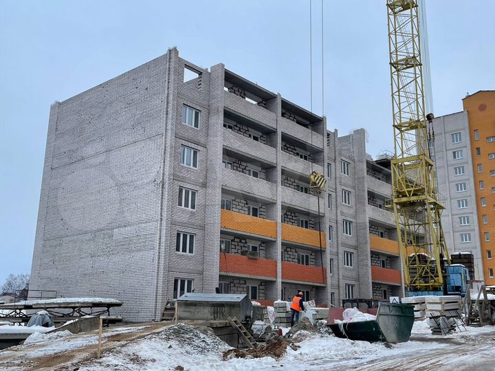 2-к. квартира, 66,3 м², 1/10 эт.