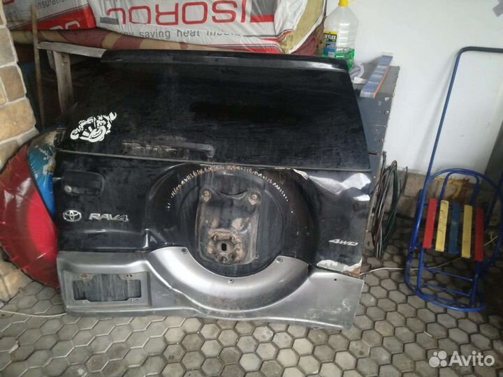 Дверь багажника тайота рав 4 2002г