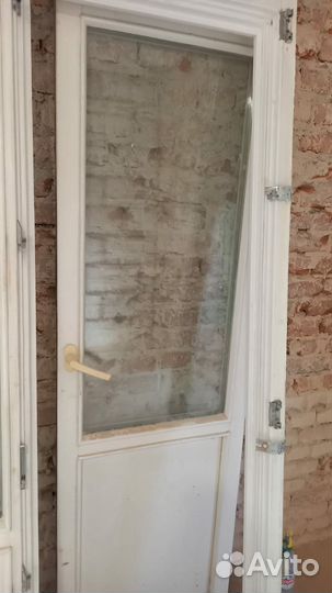 Балконная дверь